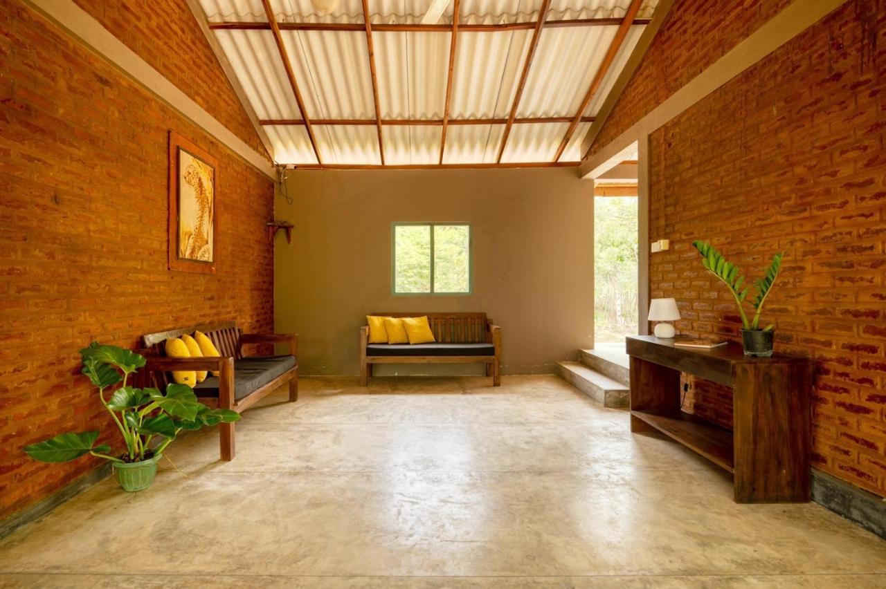 Hide Yala Acomodação com café da manhã Tissamaharama Exterior foto