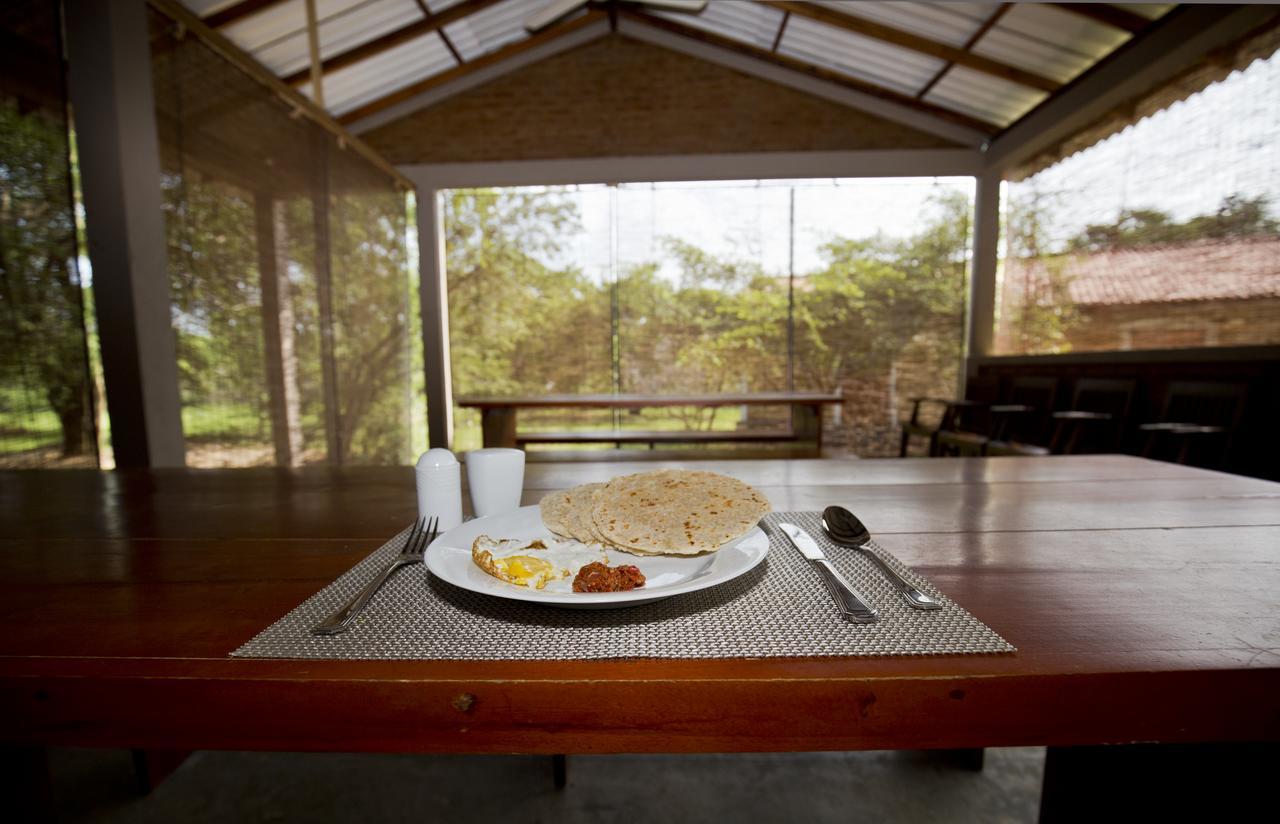 Hide Yala Acomodação com café da manhã Tissamaharama Exterior foto